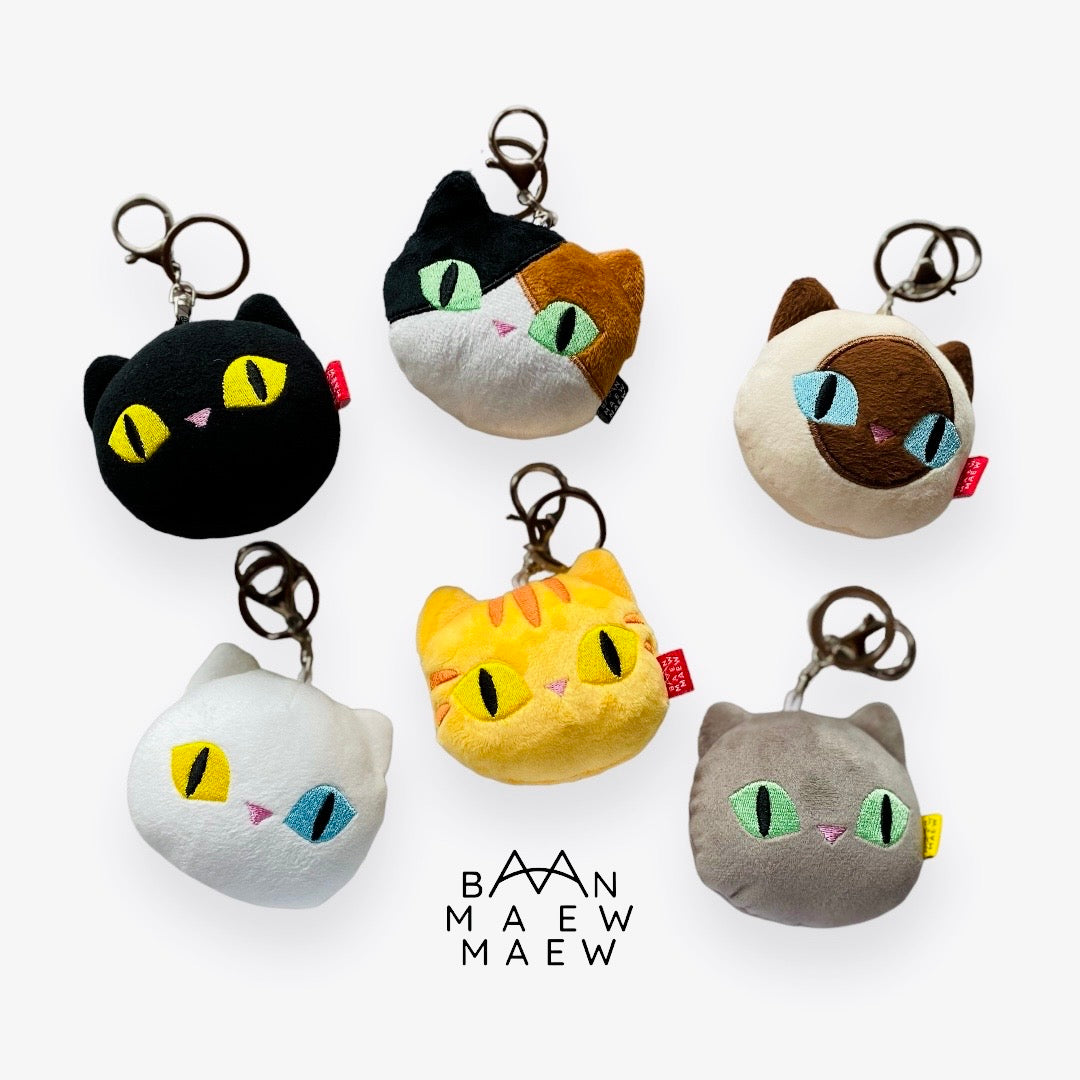 The Moji and Friends : Cat Keychain พวงกุญแจ แมววิเชียรมาศ แมวขาวมณี แมวดำโกญจา แมวเทาสีสวาด แมวส้ม แมวสามสี